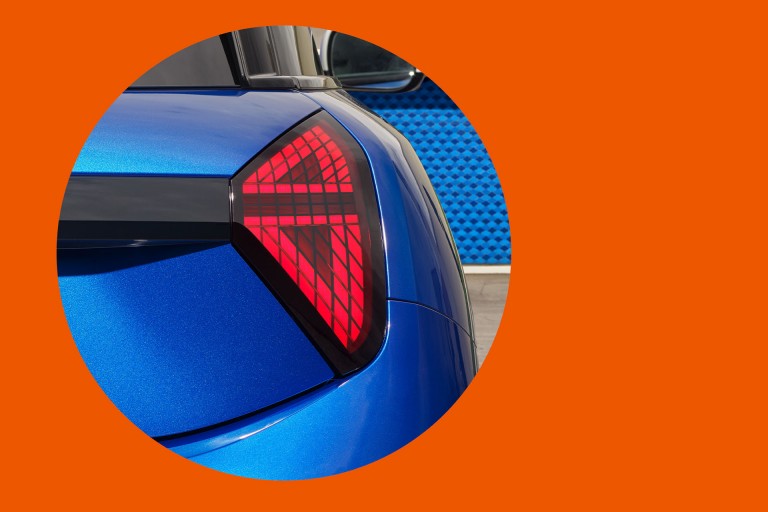 MINI 100% eléctrico - exterior - faros traseros