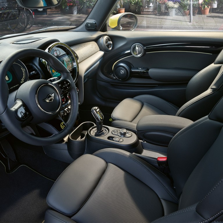 MINI Cooper SE de 3 puertas – interior – vista 360°